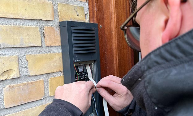 Vi kan også hjælpe med din dørtelefon